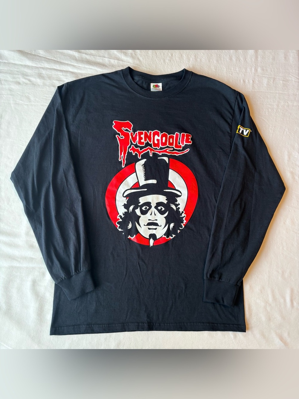 Official Svengoolie MeTV "Official Chicken Thrower" Long Sleeve T-Shirt size M